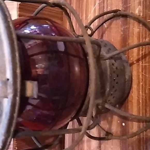 Antique 1925 red warning S.A.L. railroad lantern Armspear Manufactoring. - Picture 2 of 6